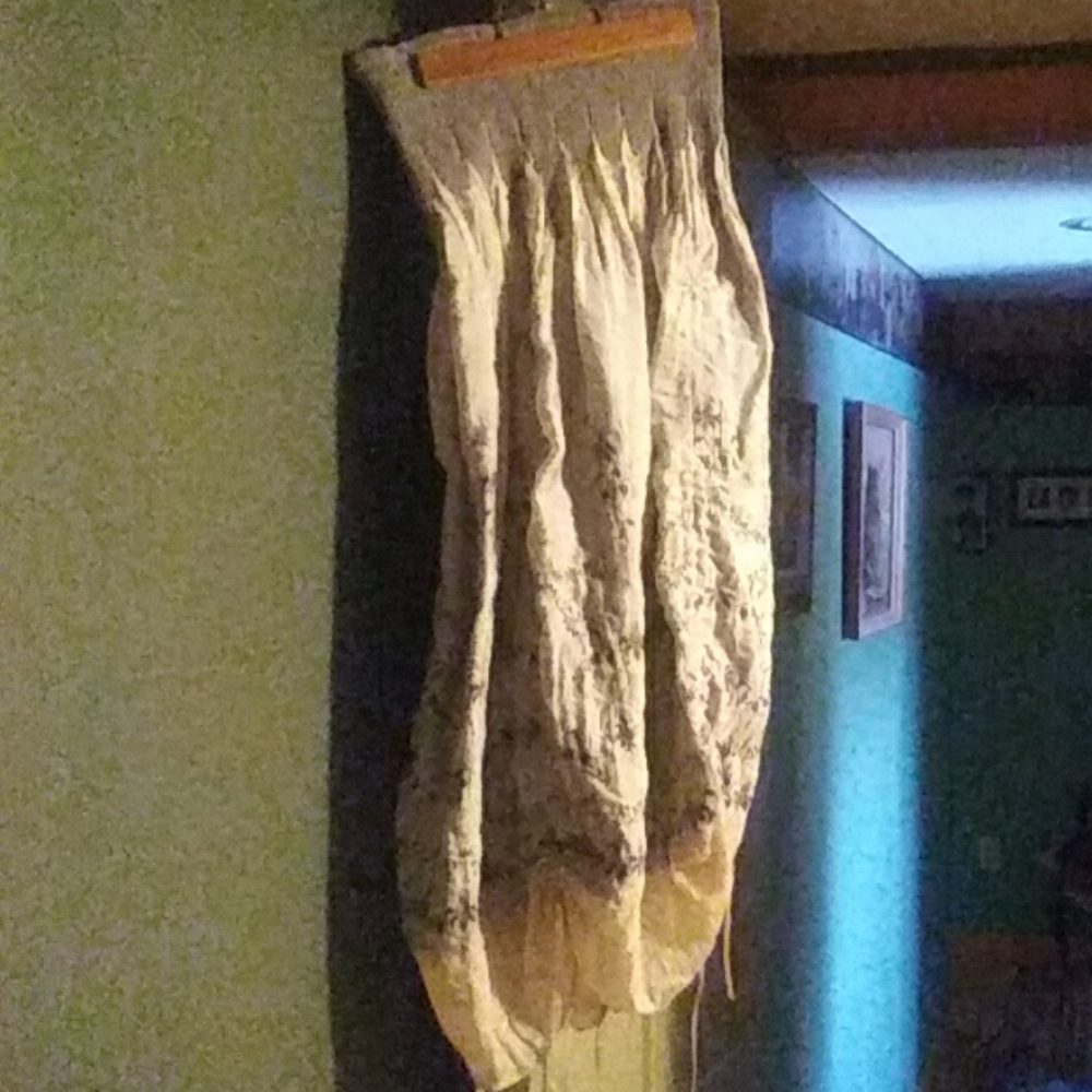 skirt